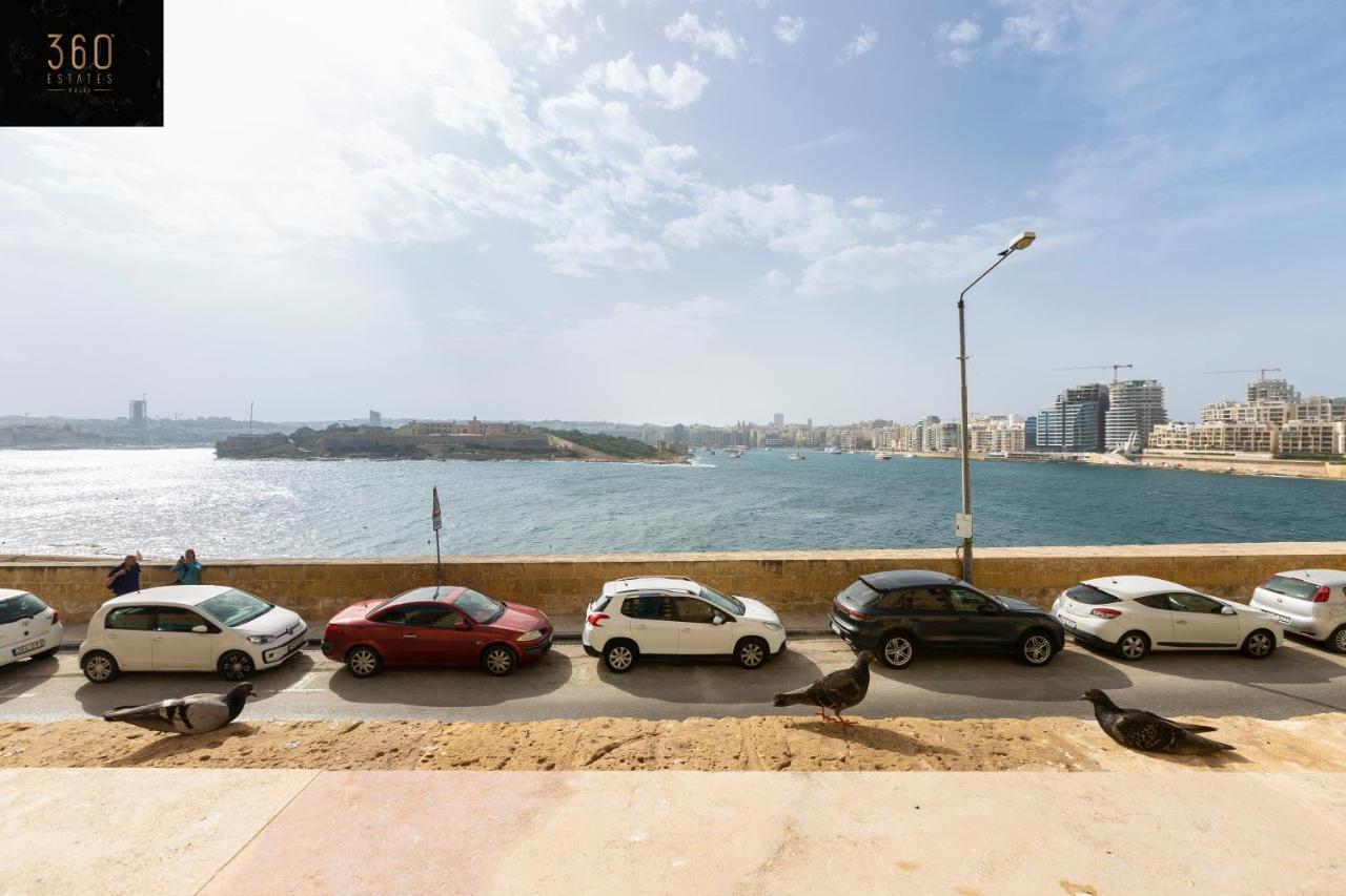 Seafront - Top Location, Top Floor With Wifi & Ac By 360 Estates Валетта Экстерьер фото